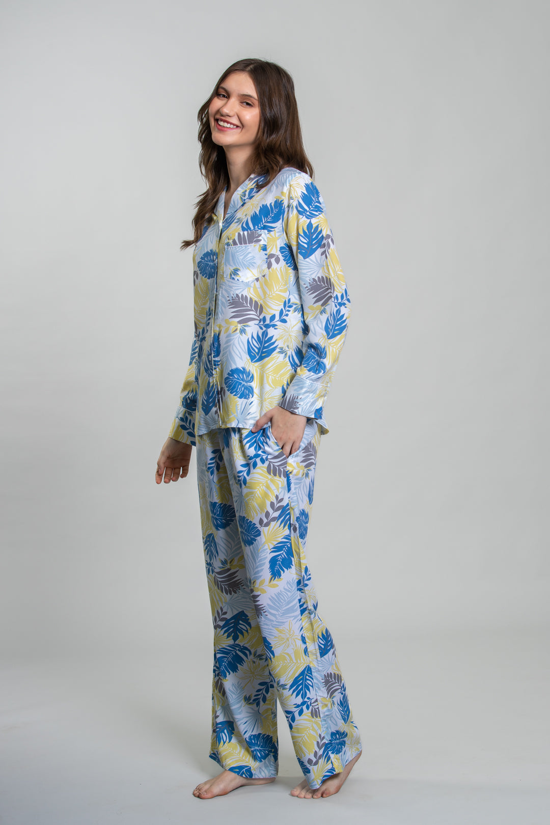 Sunset Island Printed Cotton Blend Women's Pajama Set- Full Sleeves