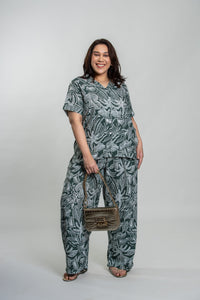 Eden Green Printed Cotton Blend Women's Curve Pajama Set- Half Sleeves