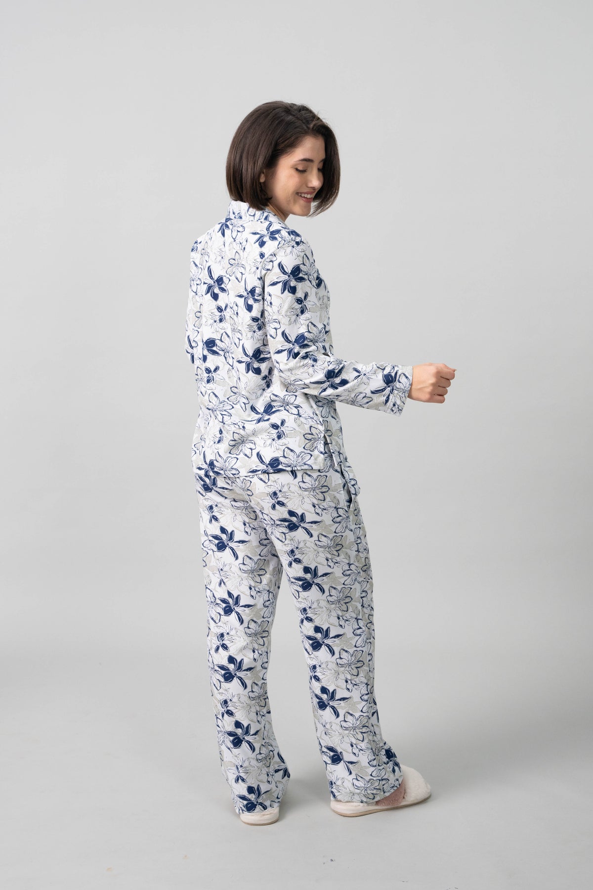 Haley White Floral Cotton Blend Women's Pajama Set- Full Sleeves