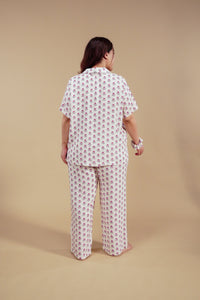 Aira White Floral Printed Viscose Women's Curve Pajama Set - Half Sleeves