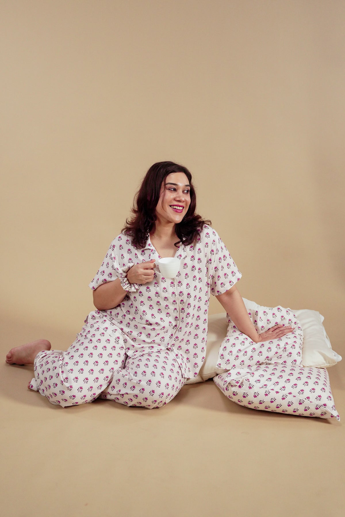 Aira White Floral Printed Viscose Women's Curve Pajama Set - Half Sleeves