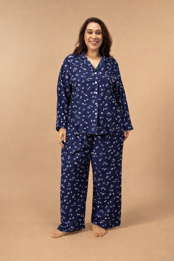 Daphne Ditsy Printed Viscose Women's Curve Pajama Set- Full Sleeves