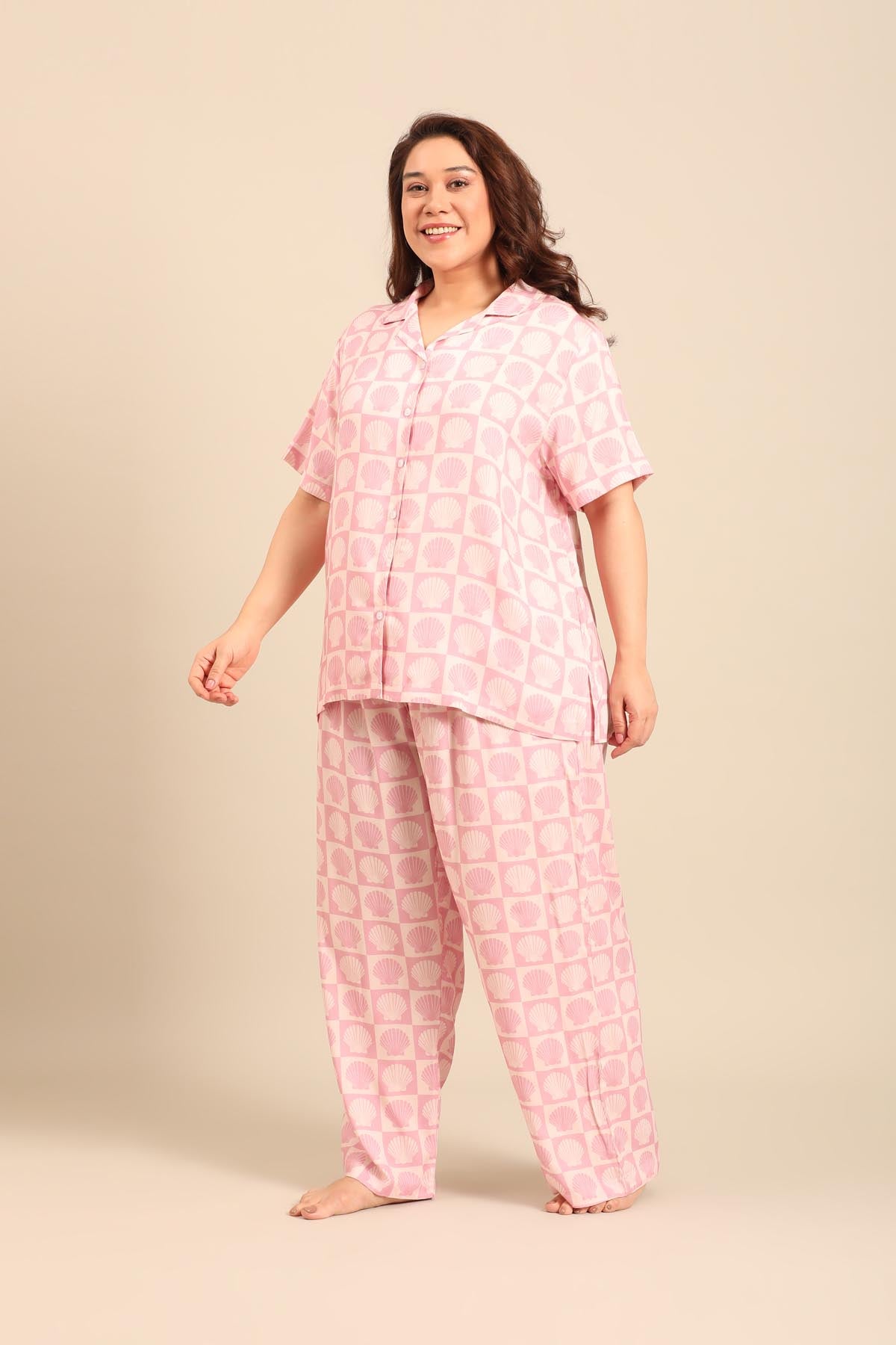 Moana Shells Viscose Women's Curve Pajama Set - Half Sleeves
