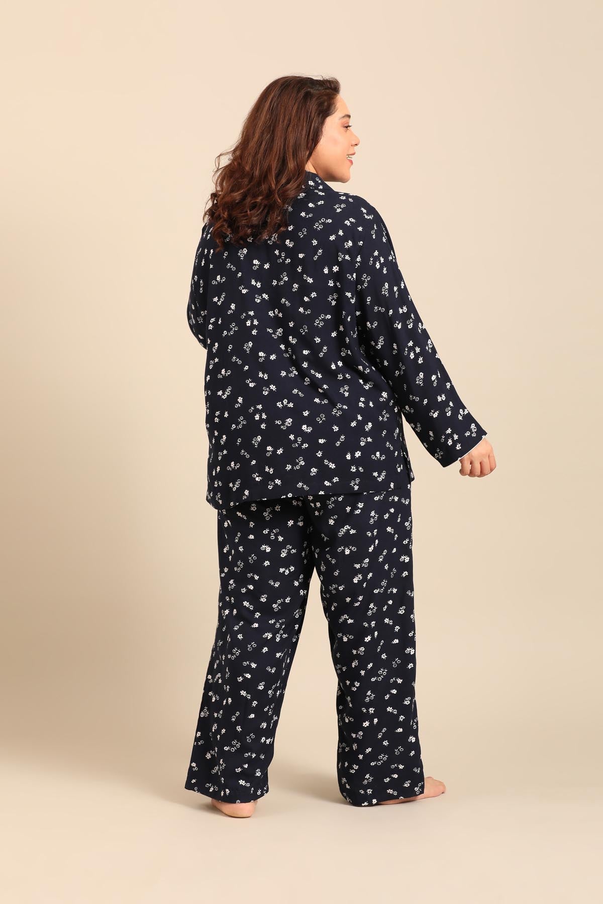 Navy Daphne Ditsy Printed Viscose Women's Curve Pajama Set- Full Sleeves