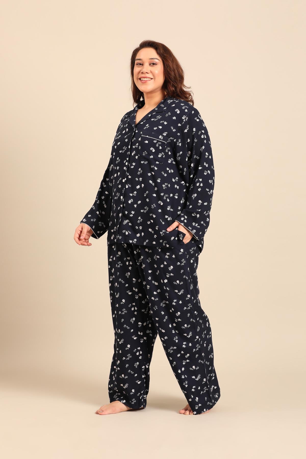 Navy Daphne Ditsy Printed Viscose Women's Curve Pajama Set- Full Sleeves