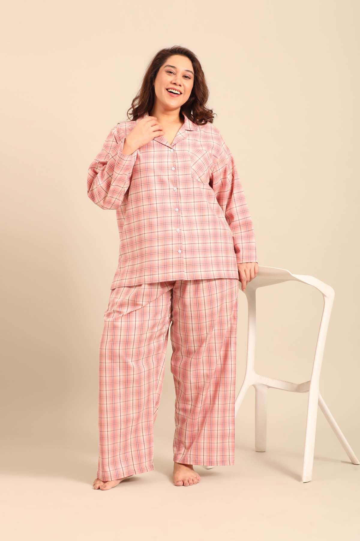 Pink Check Cotton Blend Women's Curve Pajama Set- Full Sleeves