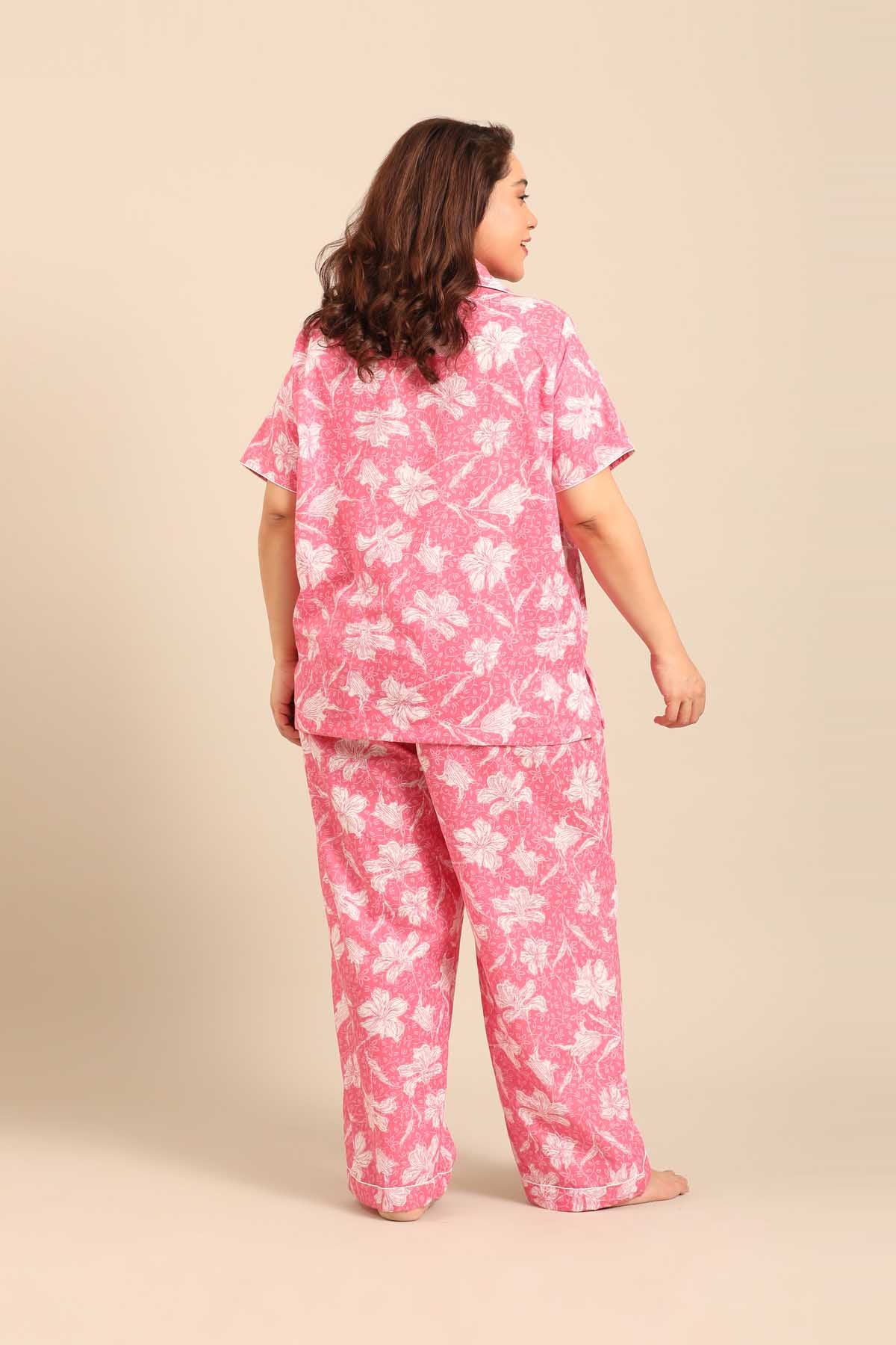 Daisy Floral Cotton Women's Curve Pajama Set- Half Sleeves