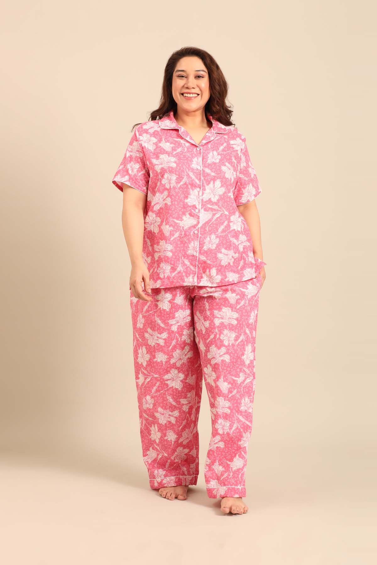 Daisy Floral Cotton Women's Curve Pajama Set- Half Sleeves