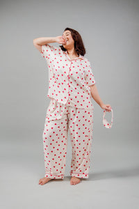 Sweetheart Print Viscose Women's Curve Pajama Set - Half Sleeves