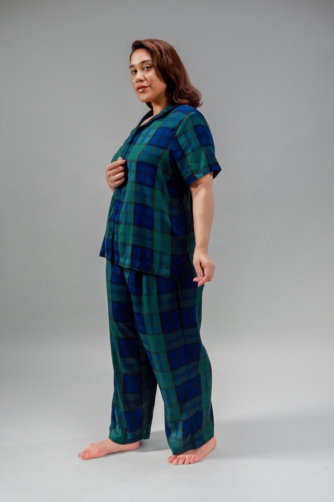 Emerald Check Cotton Blend Women's Curve Pajama Set- Half Sleeves