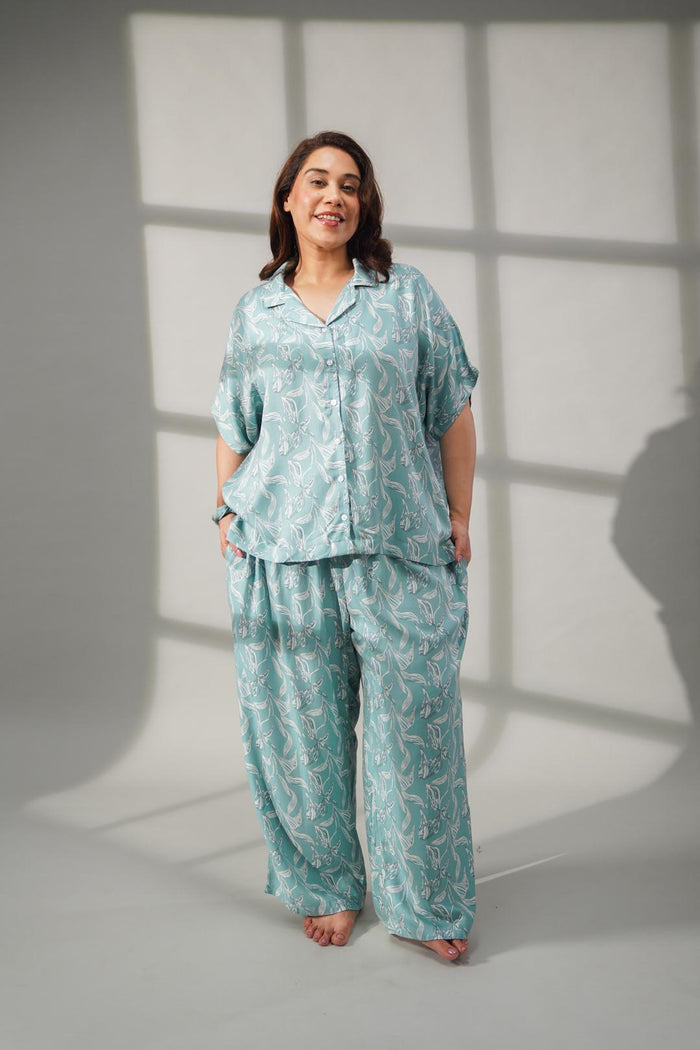 Aqua Fern Cotton Blend Women's Curve Pajama Set- Half Sleeves