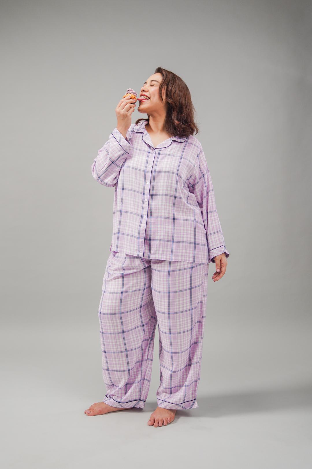 Lilac Check Cotton Blend Women's Curve Pajama Set- Full Sleeves