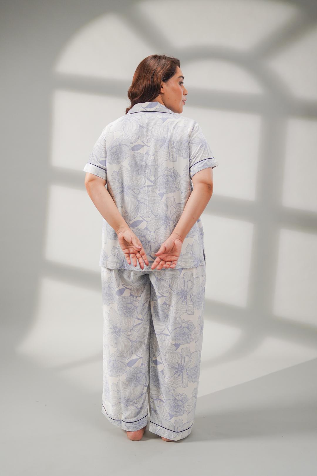 Ivy Blue Floral Cotton Blend Women's Curve Pajama Set- Half Sleeves