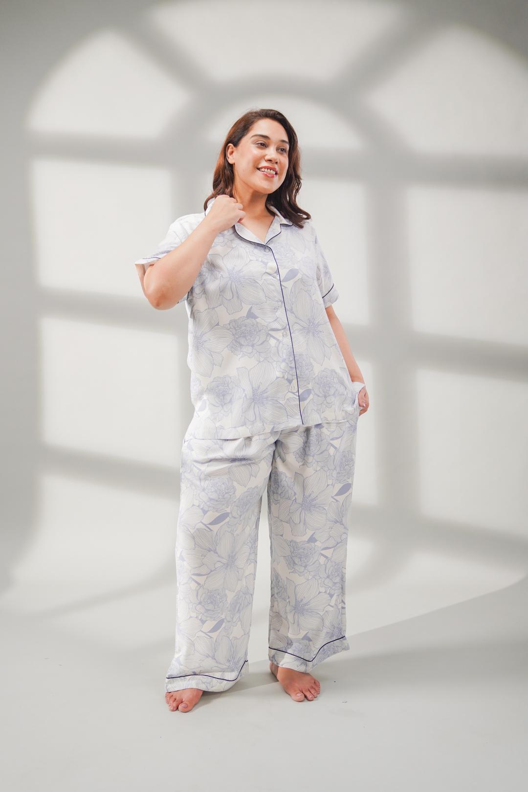 Ivy Blue Floral Cotton Blend Women's Curve Pajama Set- Half Sleeves