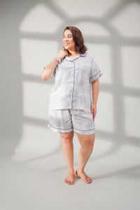 Ivy Blue Floral Cotton Blend Women's Curve Shorts Set- Half Sleeves