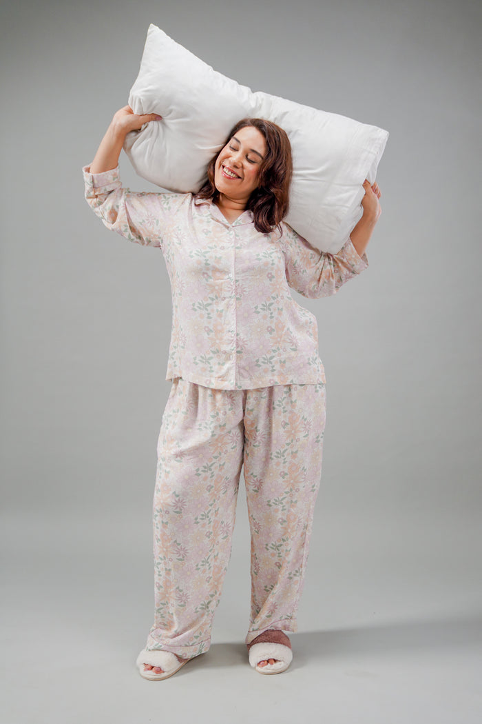 Pastel Bloom Cotton Blend Women's Curve Pajama Set- Full Sleeves