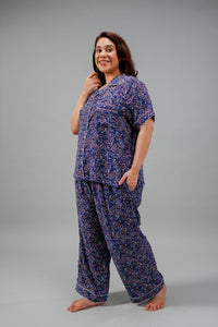 Ditsy Blossom Floral Cotton Blend Women's Curve Pajama Set- Half Sleeves