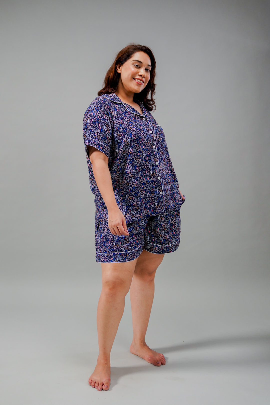 Ditsy Blossom Floral Cotton Blend Women's Curve Shorts Set- Half Sleeves