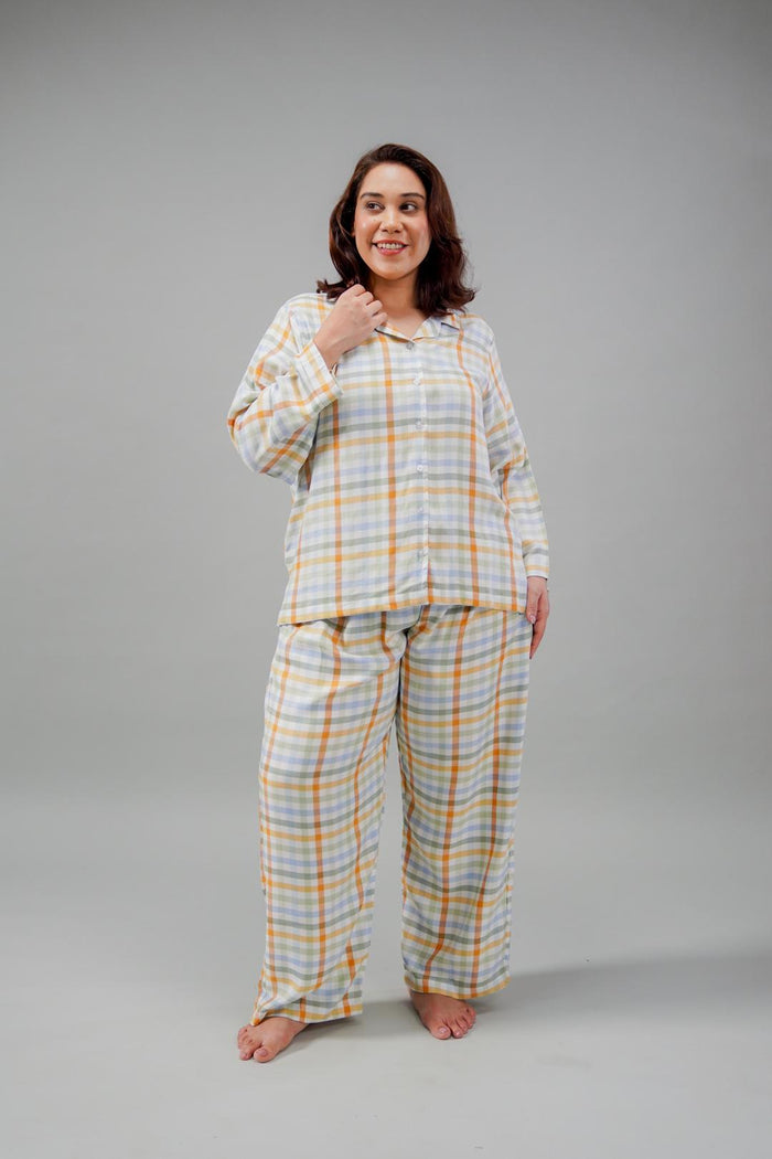 Pastel Check Cotton Blend Women's Curve Pajama Set- Full Sleeves