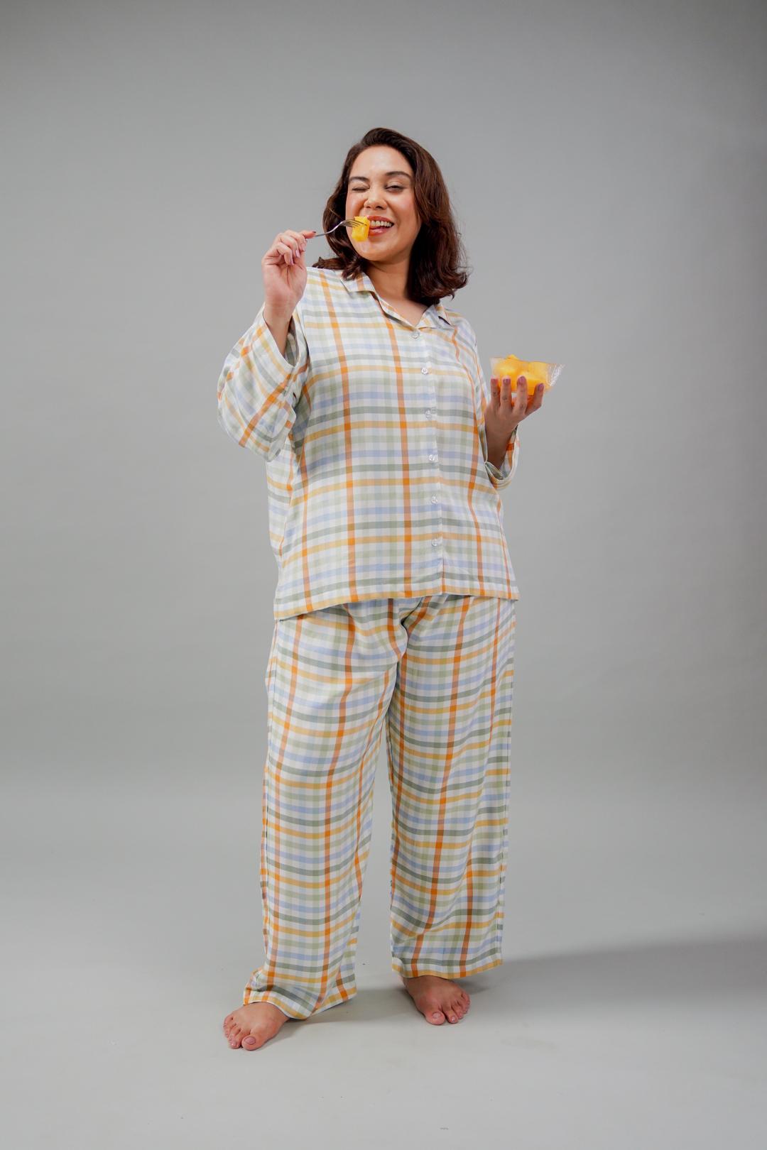 Pastel Check Cotton Blend Women's Curve Pajama Set- Full Sleeves