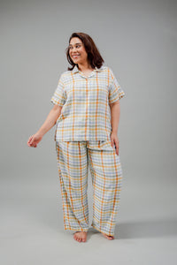 Pastel Check Cotton Blend Women's Curve Pajama Set- Half Sleeves