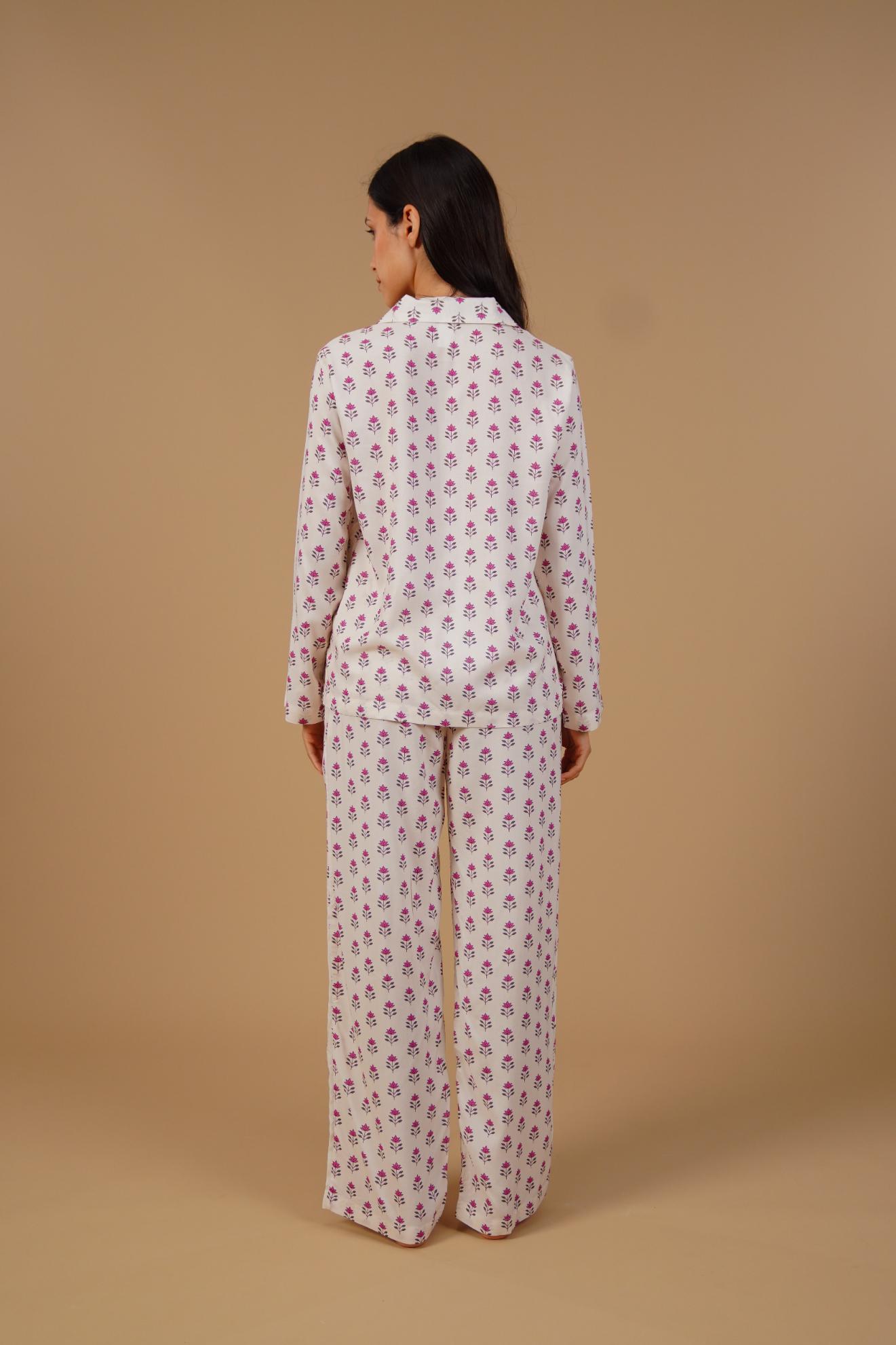 Aira White Floral Printed Viscose Women's Pajama Set - Full Sleeves