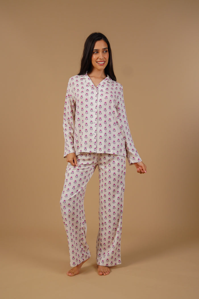 Aira White Floral Printed Viscose Women's Pajama Set - Full Sleeve