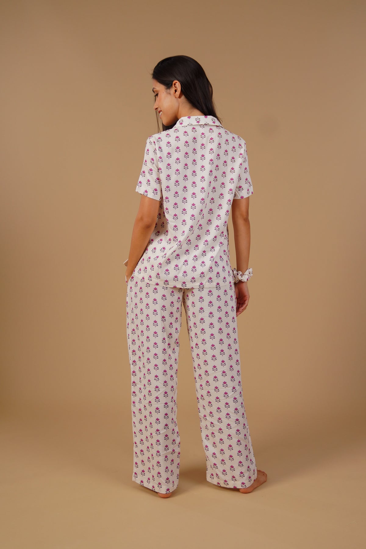 Aira White Floral Printed Viscose Women's Pajama Set - Half Sleeve