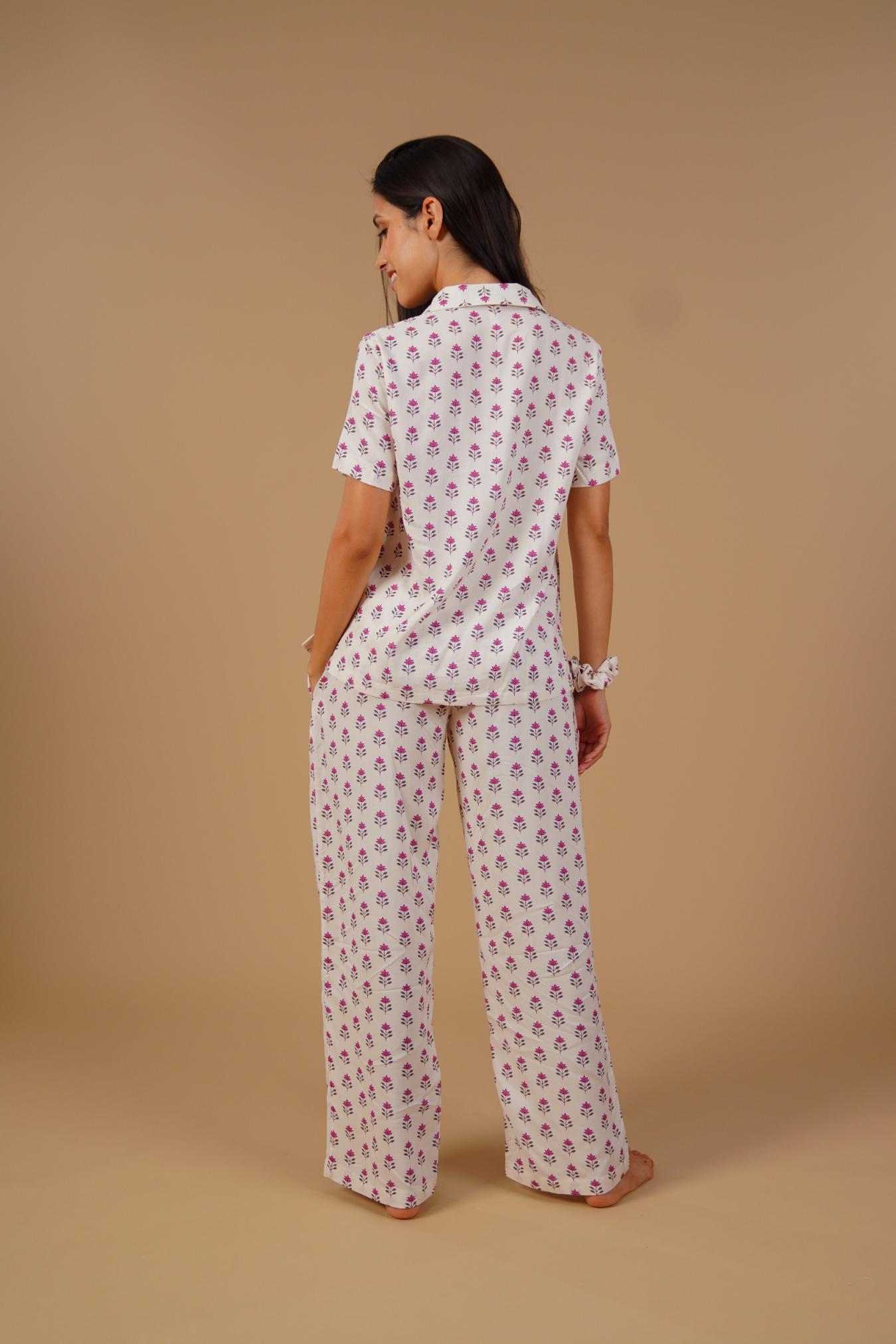 Aira White Floral Printed Viscose Women's Pajama Set - Half Sleeves