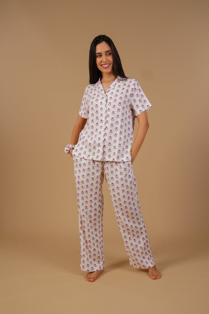 Aira White Floral Printed Viscose Women's Pajama Set - Half Sleeve