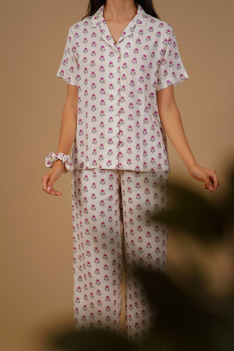 Aira White Floral Printed Viscose Women's Pajama Set - Half Sleeve