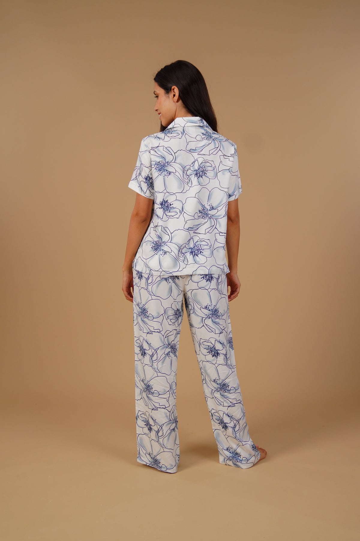 Grace White Floral Women's Pajama Set- Half sleeves