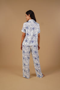 Grace White Floral Women's Pajama Set- Half sleeves