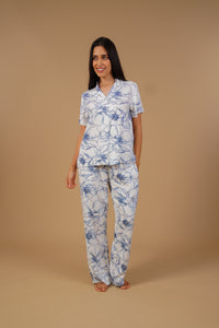 Grace White Floral Women's Pajama Set- Half sleeves
