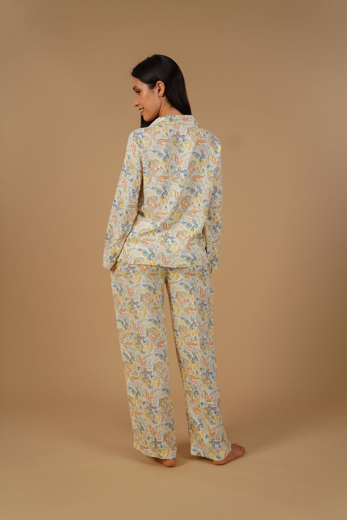 Autumn Garden Printed Cotton Blend Women's Pajama Set- Full Sleeves