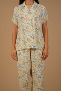 Autumn Garden Printed Cotton Blend Women's Pajama Set- Half Sleeves