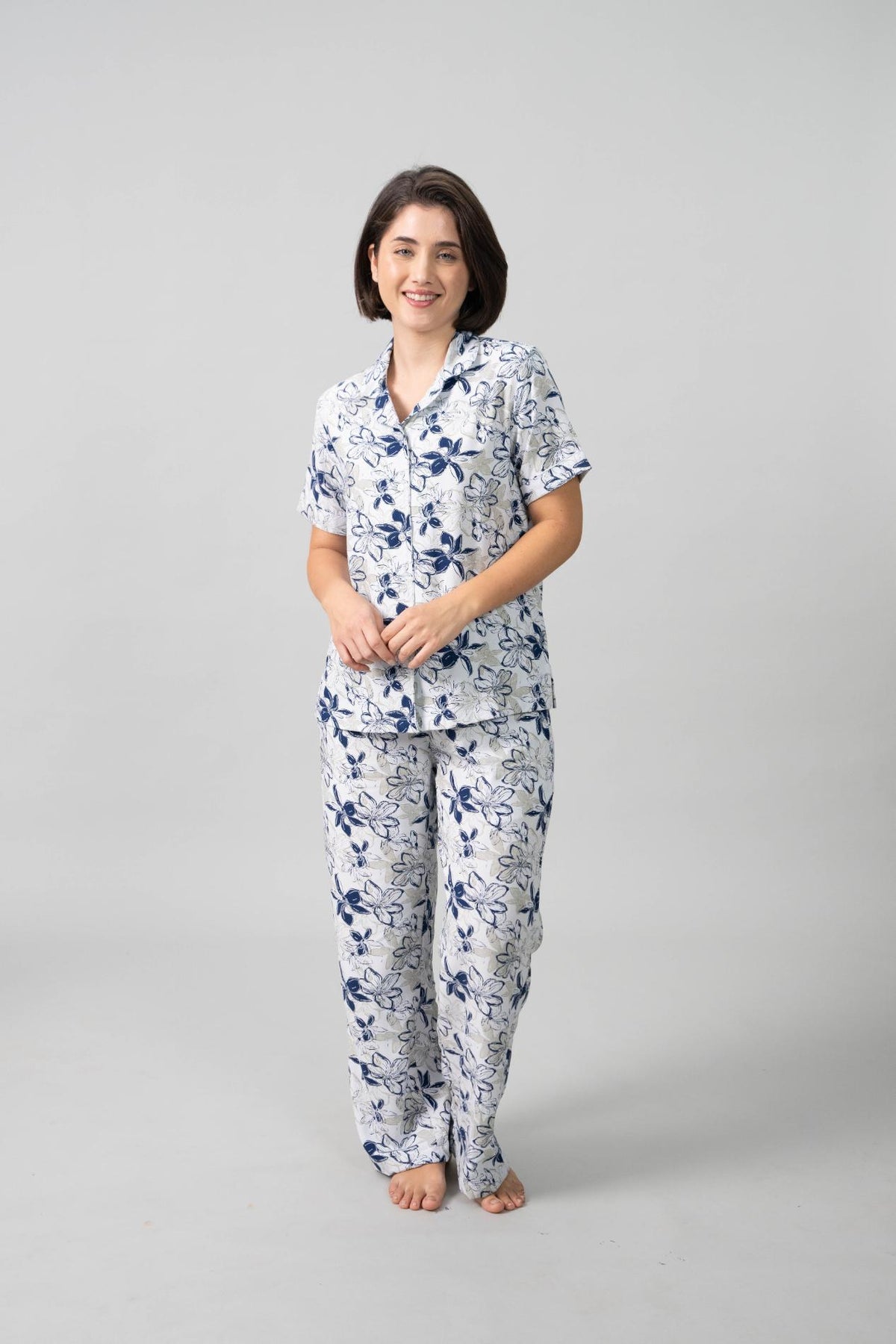 Haley White Floral Cotton Blend Women's Pajama Set- Half Sleeves