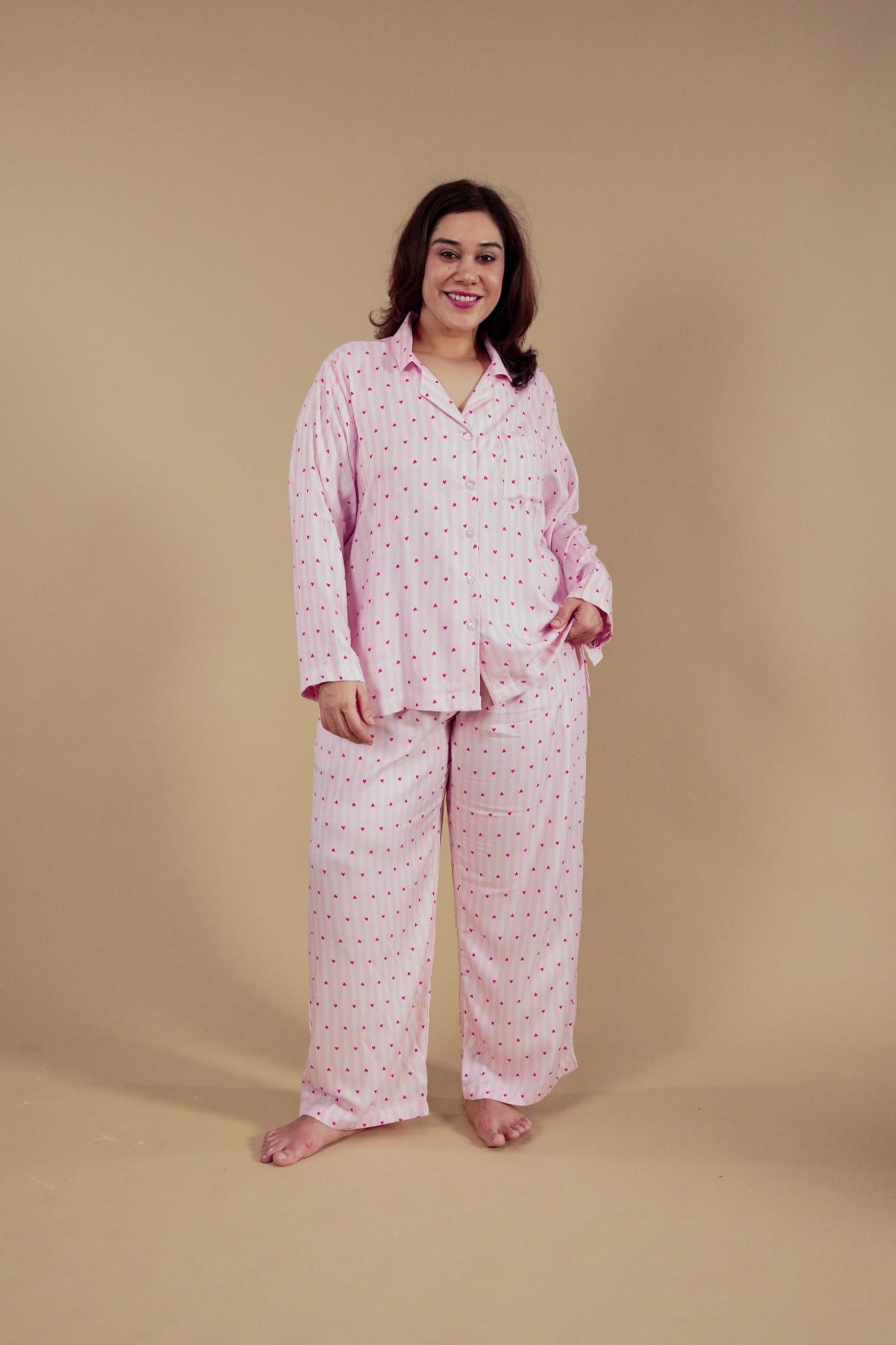 Alice Heart Printed Viscose Twill Women's Curve Pajama Set - Full Sleeves