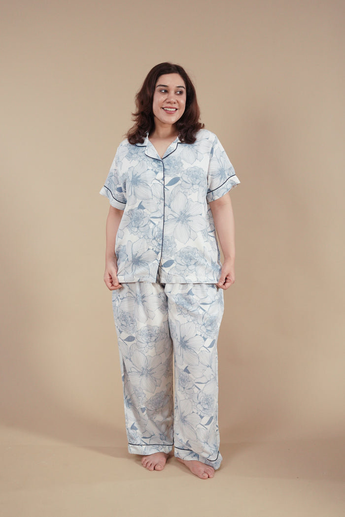 Ivy Blue Floral Cotton Blend Women's Curve Pajama Set- Half Sleeves