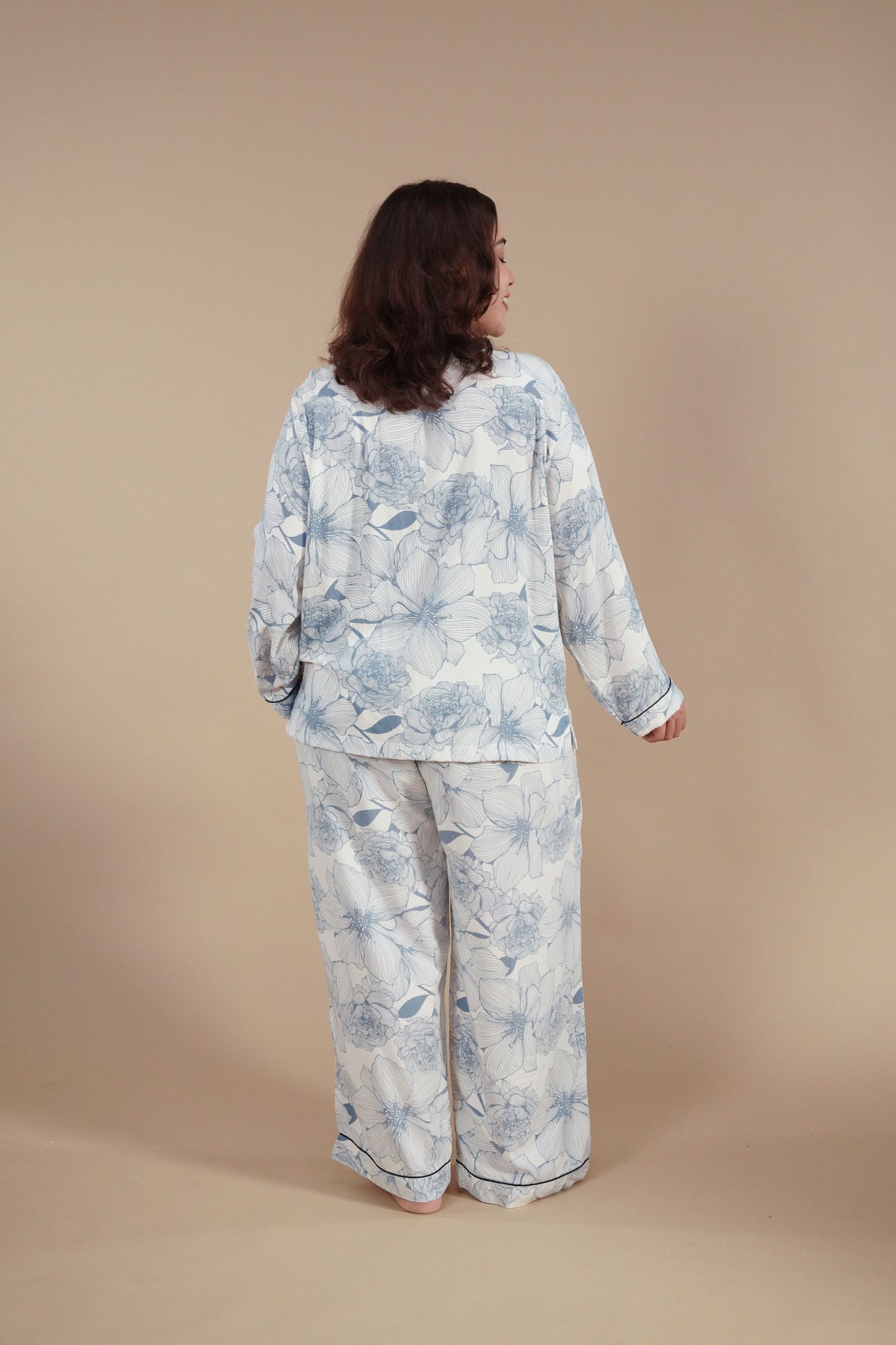 Ivy Blue Floral Cotton Blend Women's Curve Pajama Set- Full Sleeves