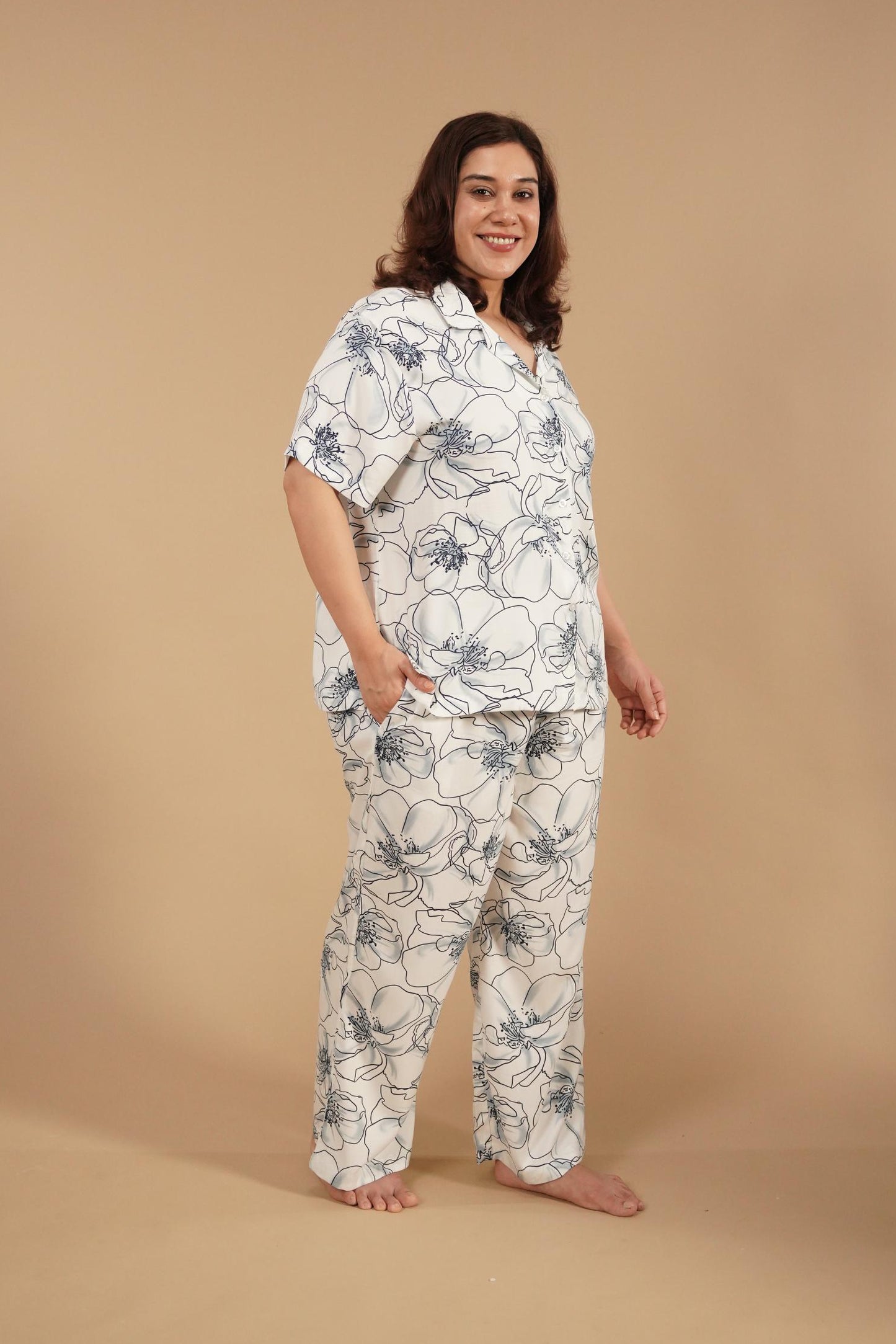 Grace White Floral Printed Viscose Twill Women's Curve Pajama Set- Half Sleeves