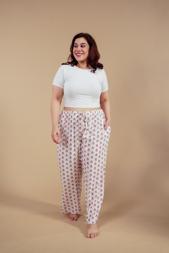 Aira White Floral Printed Viscose Women's Curve Pajama