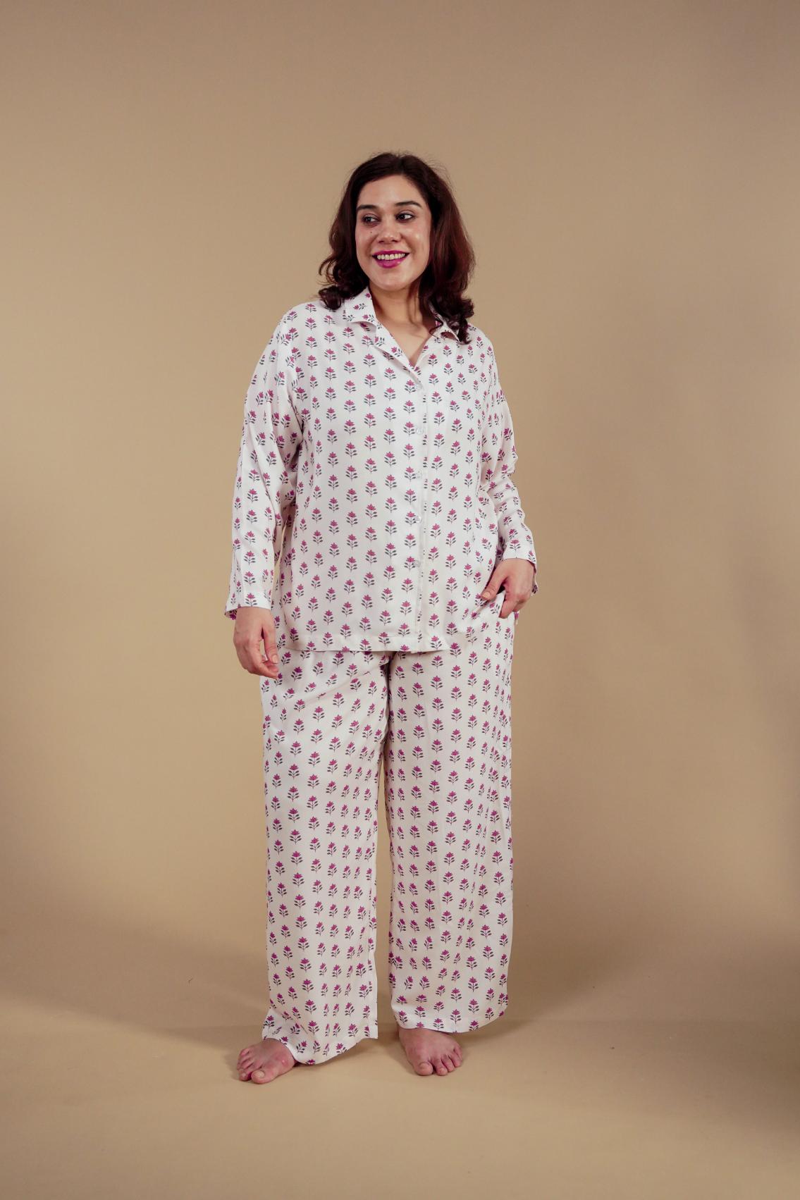 Aira White Floral Printed Viscose Women's Curve Pajama Set - Full Sleeves