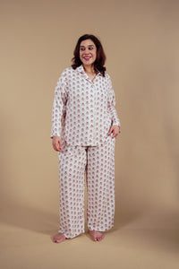 Aira White Floral Printed Viscose Women's Curve Pajama Set - Full Sleeves