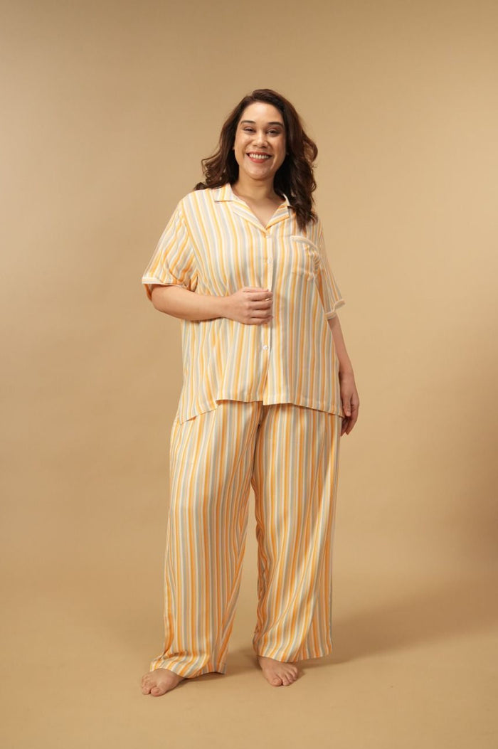 Honey Stripe Viscose Women's Curve Pajama Set - Half Sleeves
